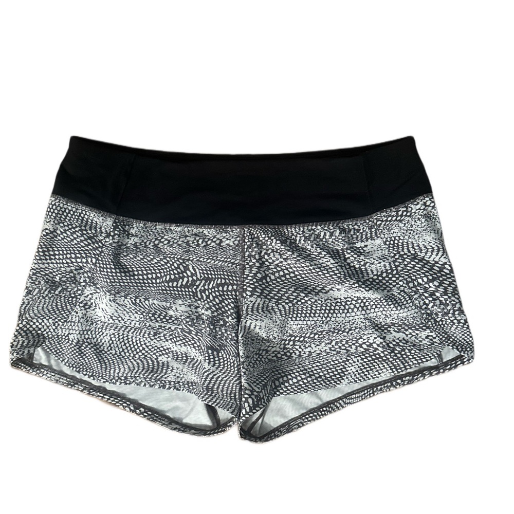 Lululemon shorts size 8